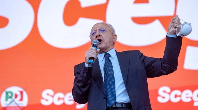 Vincenzo De Luca, il piano dietro agli insulti a FdI: a cosa ambisce (nel Pd)