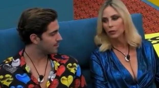 Grande Fratello Vip, "la regia censura, so benissimo chi la gestisce". Bomba su Signorini: cosa stanno nascondendo