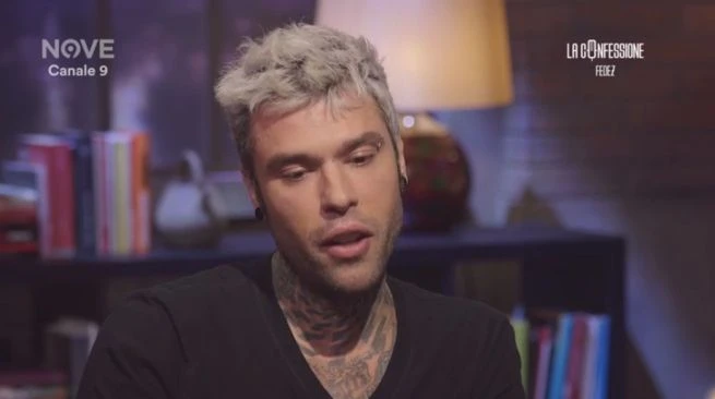Fedez, sconvolgente confessione da Gomez: "Ho fatto degli esami, rischio la sclerosi multipla"