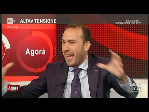 Matteo Salvini, il colpo basso del grillino Di Stefano: "Vi ricordate la frase magica?". Disastroso autogol