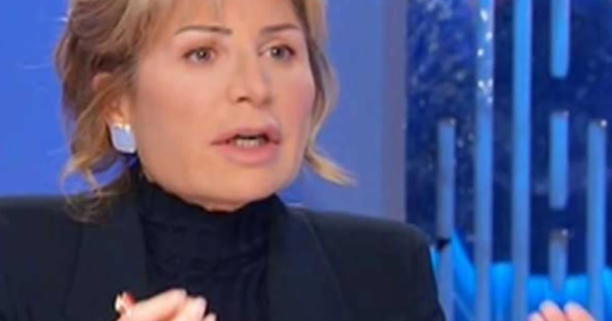 Otto e Mezzo, Lilli Gruber contro Italo Bocchino: "Tu ti sentirai una cavalletta"