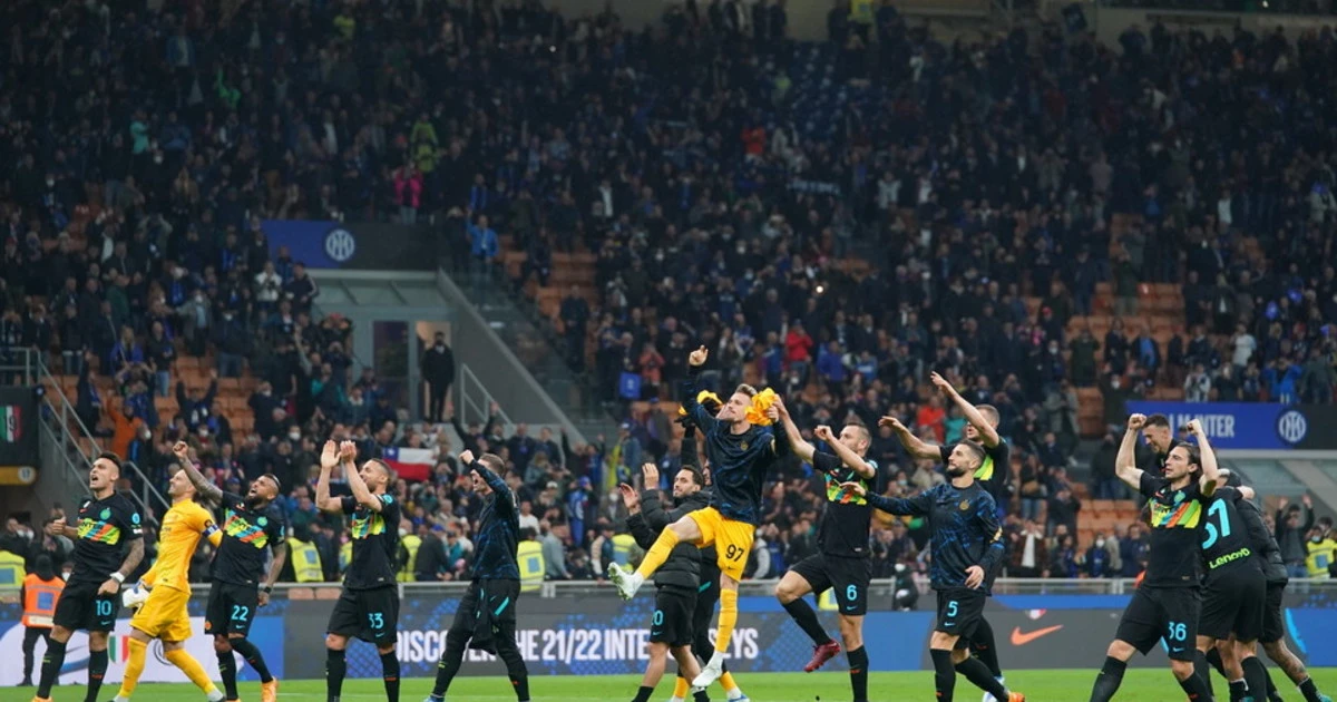 Serie a, festa rovinata per lo scudetto: cosa accadrà a San Siro con Milan e Inter