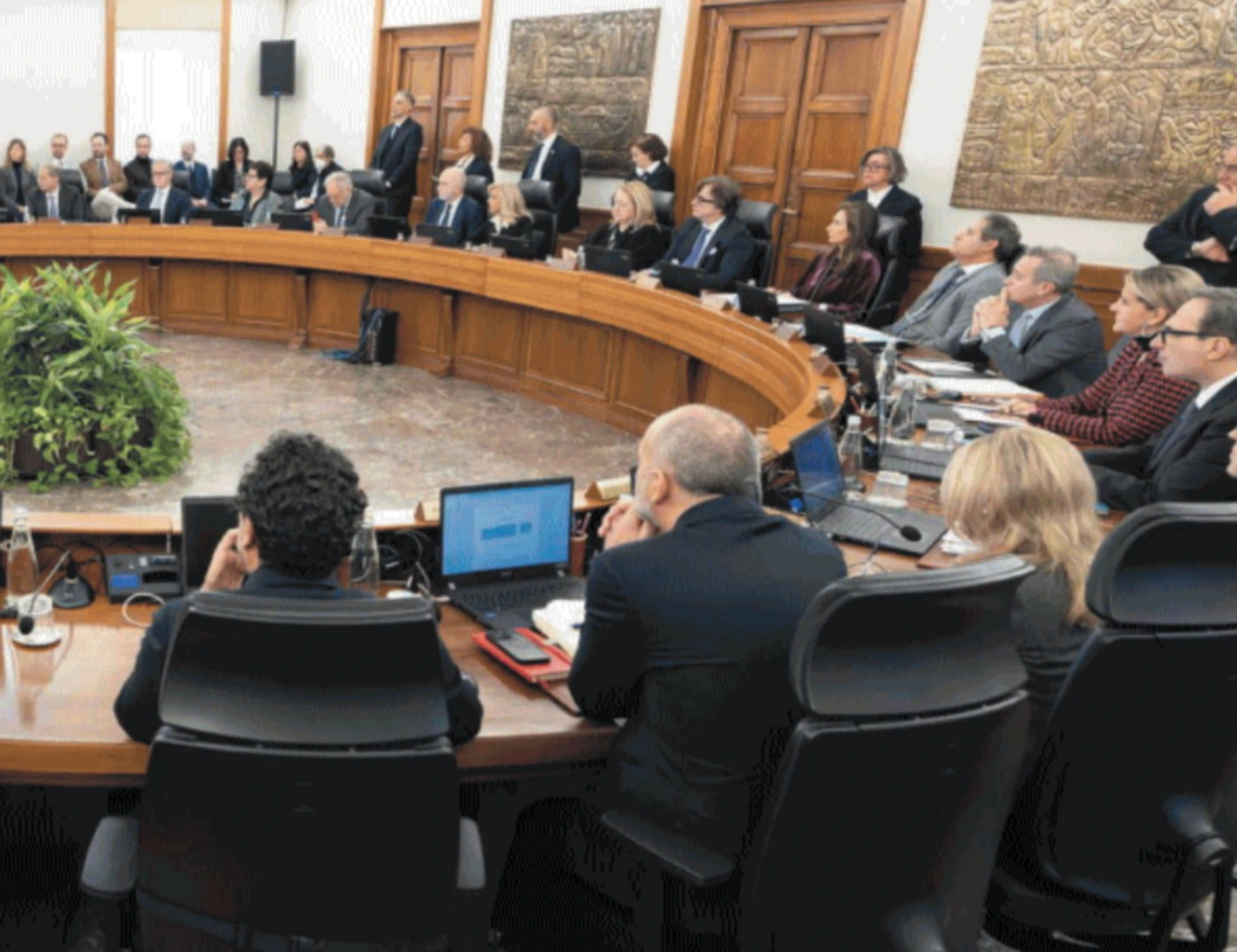 Assolta la pm che lavorava alle cause del suo partner