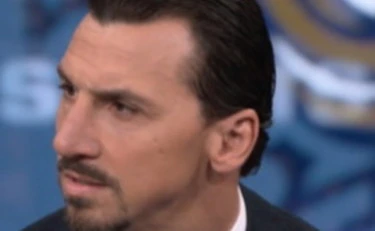 Ibrahimovic fa infuriare i tifosi del Milan: "Mi pagano un sacco di soldi"