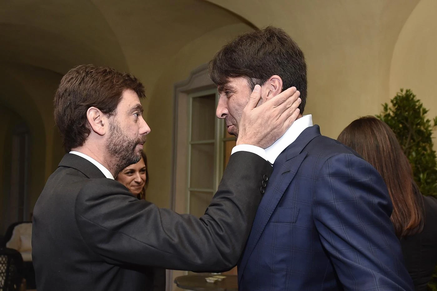 Gigi Buffon, chi c'è dietro l'addio choc al Psg: "Non hanno mai smesso di sentirsi". Altro che la D'Amico...