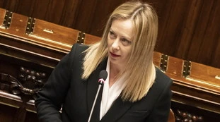 Meloni-Schlein, primo "scontro" in aula