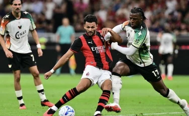 Amorim fa il bis: il Milan piega il Venezia