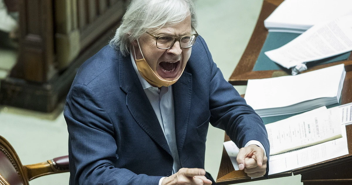 Vittorio Sgarbi e i collaboratori, rissa in casa: "Pugno violentissimo", la riunione finisce con un scazzottata