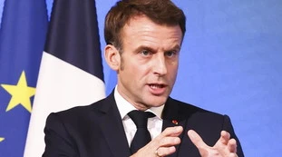 Eliseo, "conseguenze imprevedibili": voci drammatiche, pare che Macron...
