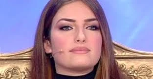 Uomini e Donne, Nilufar Addati sbrocca dal ginecologo: "Odio gli ignoranti", parole pesantissime