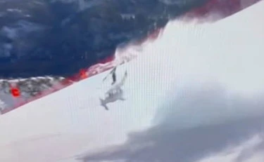 Milano-Cortina, Lindsey Vonn cade: lacrime e dramma, arriva l'elicottero