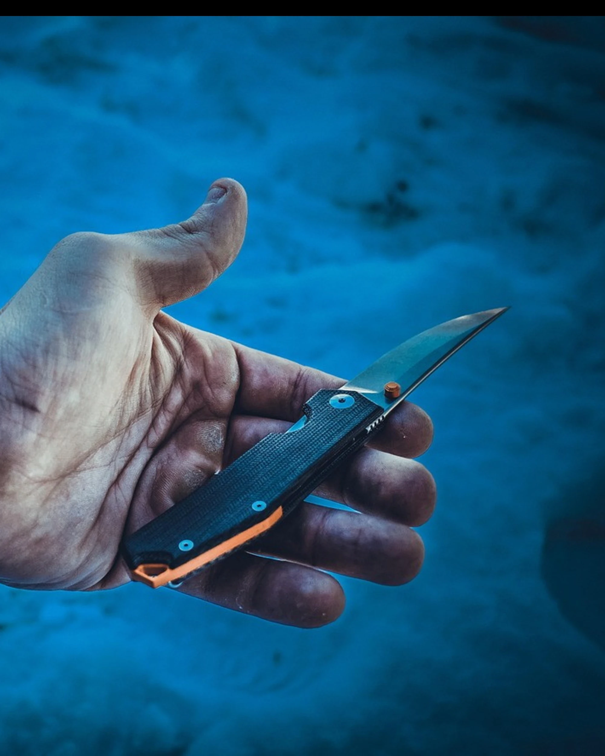 Coltelli al bando: la strana ricetta dem per evitare le aggressioni