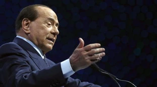 Forza Italia, "l'ultimo scranno della carriera": perché i peones sostengono le mosse di Berlusconi e Gianni Letta