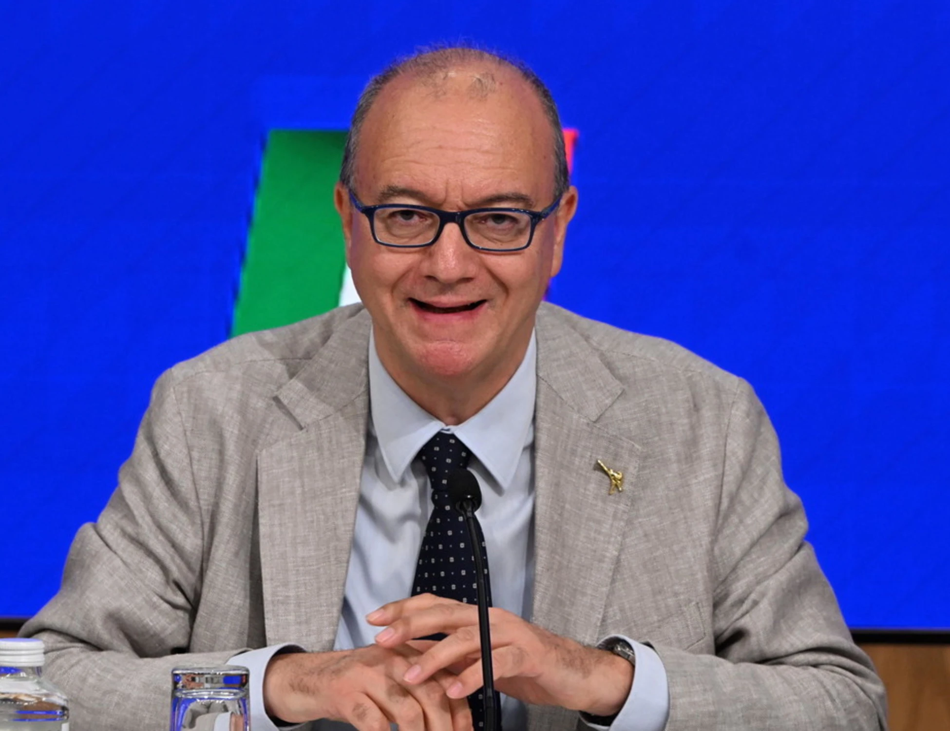 MIM, significativo calo degli episodi di violenza contro il personale scolastico. Valditara: “Dati molto importanti, frutto di sanzioni più severe”