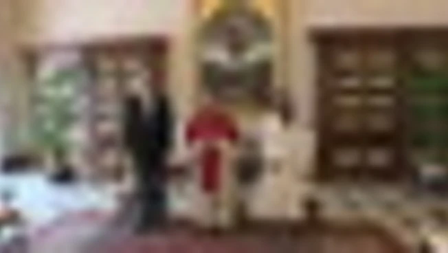 I reali di Spagna dal Papa, tra i temi "impegno costante per la pace"