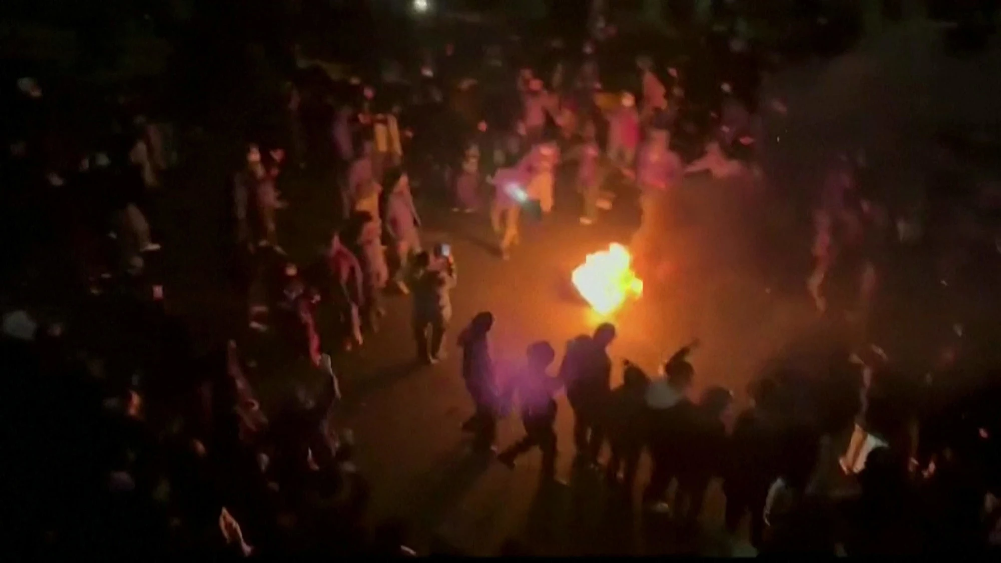 Iran, il regime degli ayatollah questa volta crollerà?