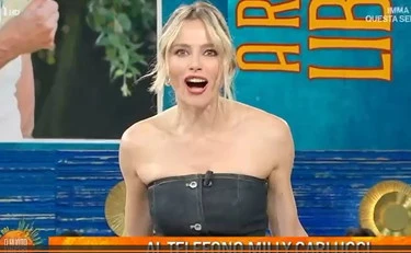 Da noi... a ruota libera, Milly Carlucci interviene in diretta: l'annuncio che spiazza Francesca Fialdini