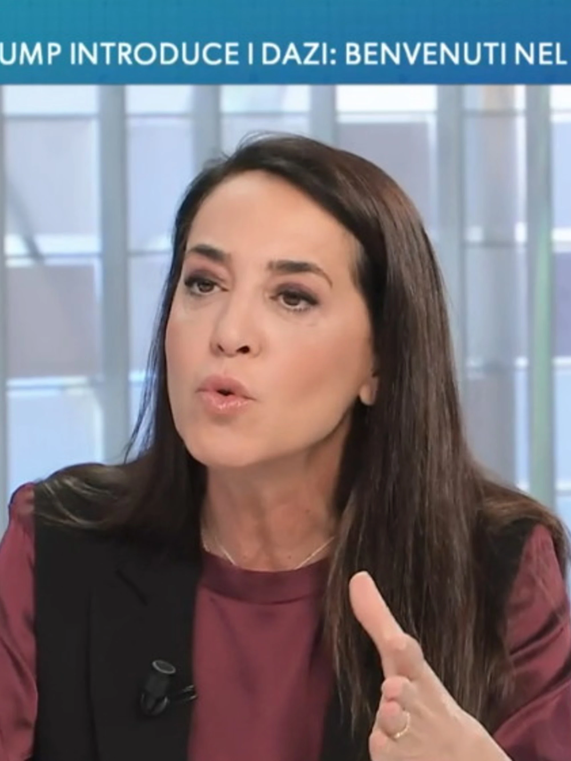 L'aria che tira, Licia Ronzulli sbotta con Marco Furfaro: "Sai tutto tu?"