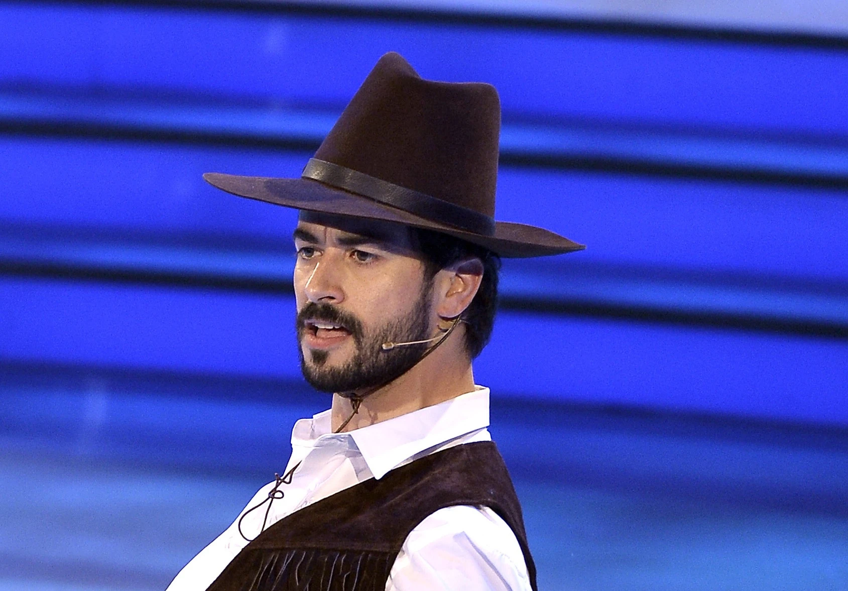 &quot;Sei solo una tro...&quot;. Selvaggia lo attacca, lui la insulta. Gelo in diretta: il vip che la ha insultata / Guarda