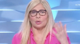 Domenica In, Mara Venier e la gaffe su Morgan e Bugo: "Qui abbiamo avuto...", lapsus sul nome
