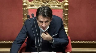 Sondaggio di Swg per Enrico Mentana, la maggioranza degli italiani contraria al Dpcm: disfatta per Giuseppe Conte