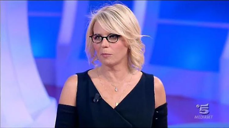 Mattia Santori sì, Matteo Salvini no. Maria De Filippi: "Perché non lo invito ad Amici"