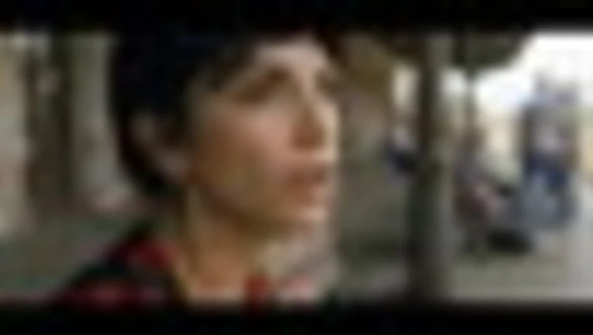 Fenomeno Lolita Cercel, polemica sulla cantante romena creata dall'AI