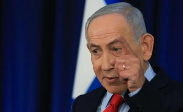 Iran, la giornata di guerra. Netanyahu avverte Hezbollah: "La nostra priorità è smantellarli"