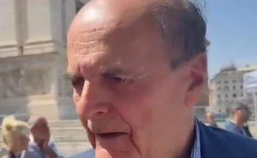 Bersani a 4 Di Sera: "La destra fa danni, la sinistra chiuda le beghe"