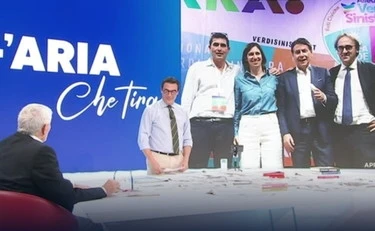 Pier Ferdinando Casini smonta Schlein con una foto: "Destinati a perdere"