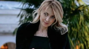 Natalia Poklonskaya, la bionda "traditrice" di Putin: ecco che fine le ha fatto fare lo zar