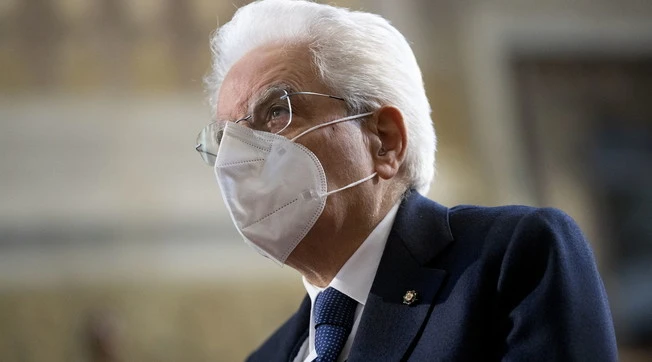 Luigi Di Maio, il ruolo di Sergio Mattarella dietro la retromarcia su Mario Draghi: "Il Quirinale si è fatto sentire"