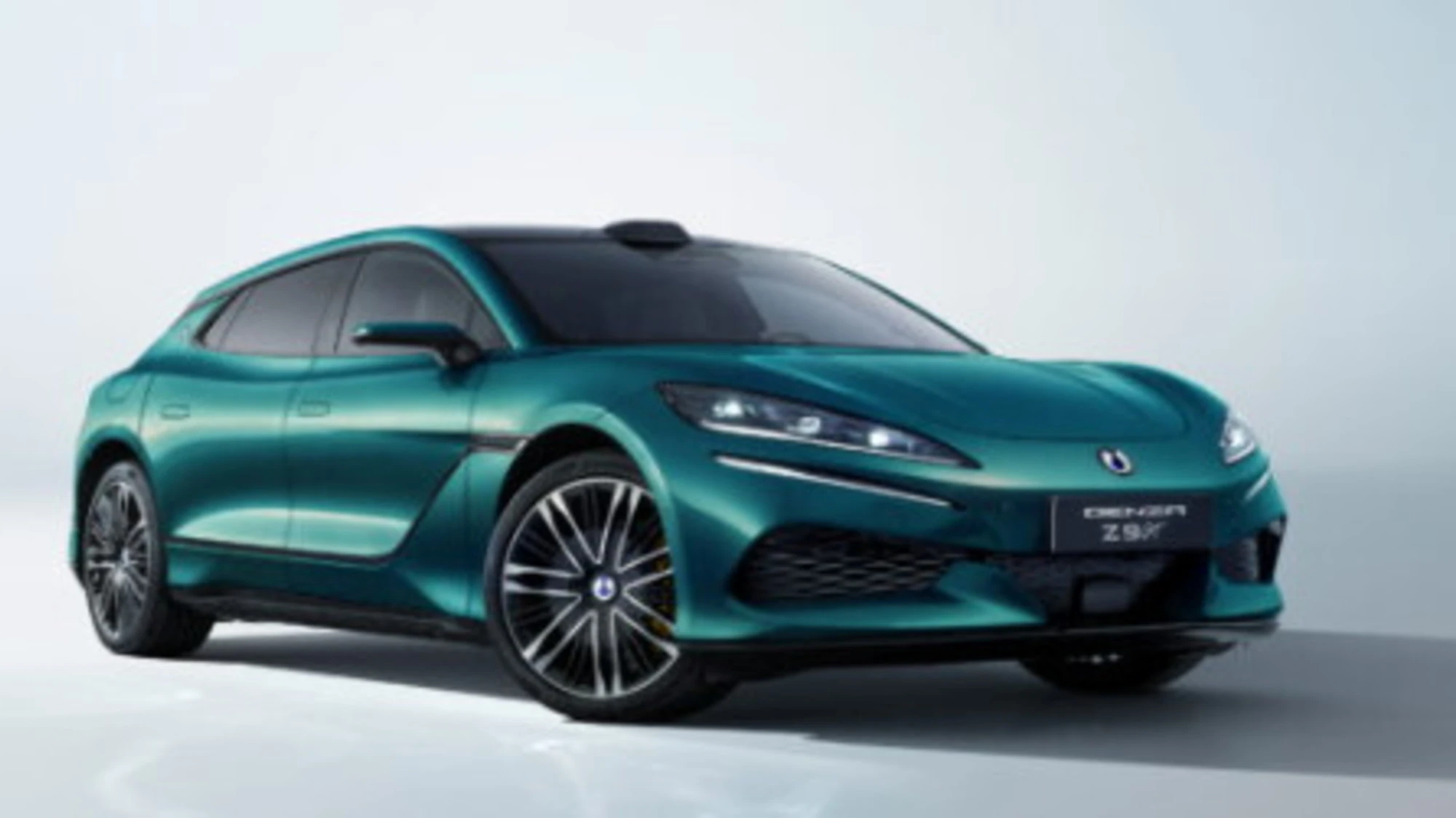 Byd, da aprile Denza Z9GT avvia in Europa rivoluzione ricarica Flash Charging