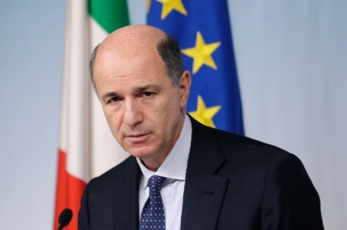 Passera indagato per frode fiscale