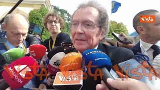https://media.liberoquotidiano.it/VUm-B8XWxcJgNGy6TwfLCrN07UTidZya3PS5a1kdgPU/width:800/quality:90/aW1hZ2VzLzIwMjUvMDkvMDUvMTAzMTIzMjk0LTI0YTUwMjBhLWMwNGEtNGZjMy1hMzYwLTA3ZWE5N2Q0ODI1MS5qcGc.webp