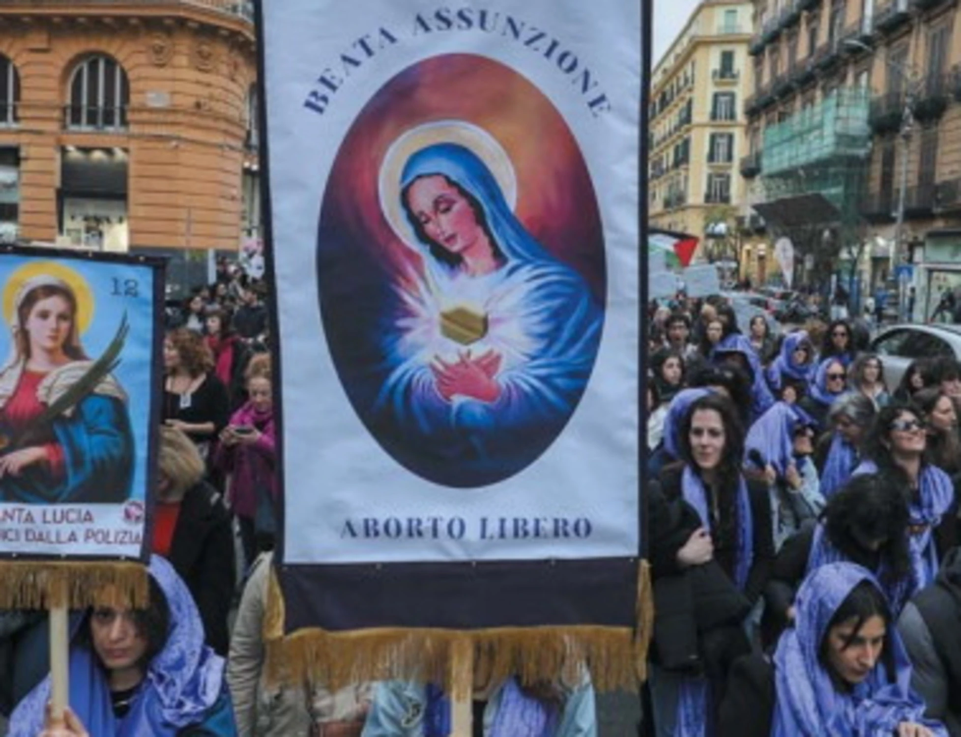 Gli orrori "dimenticati" dalle femministe pro-Pal