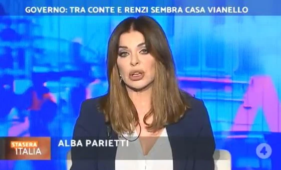 Stasera Italia, Alba Parietti: "Matteo Renzi non fa altro che mettere in crisi i governi per restare in sella"