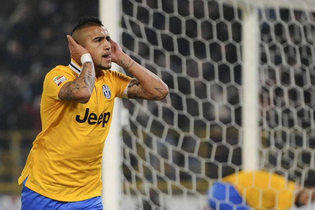 Anticipo serie A, Bologna Juventus 0-2: decidono Vidal e Chiellini