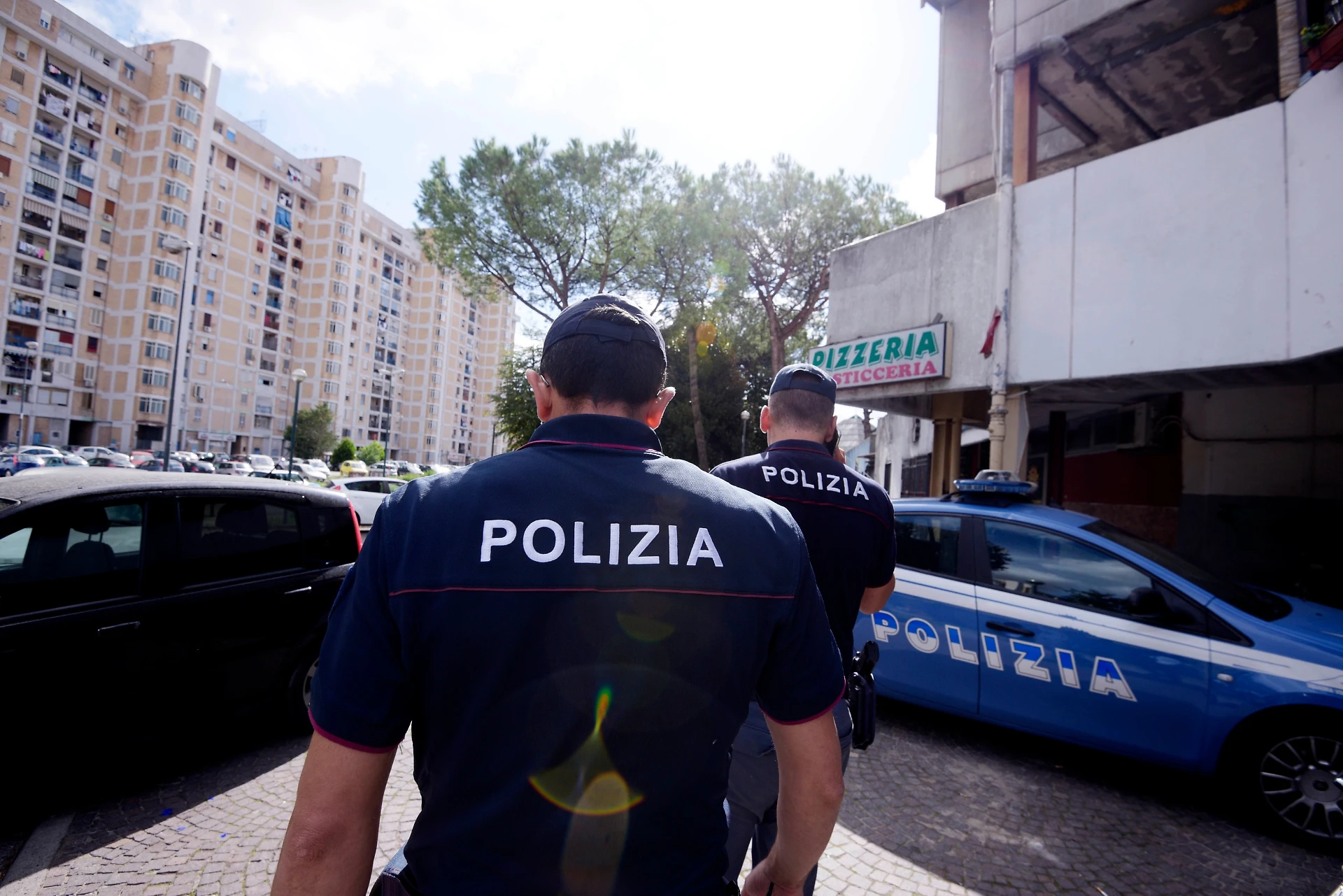 Torino, la denuncia del poliziotto contro il pm che ha liberato il senegalese: "Vicenda vergognosa"