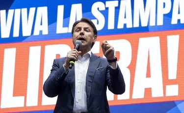 Il "regime della destra" è una barzelletta