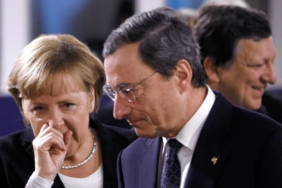 Il patto salva euro tra Draghi e la Merkel