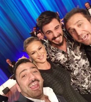 Isola dei Famosi, Eva Henger e Francesco Monte insieme da Maurizio Costanzo: il momento storico