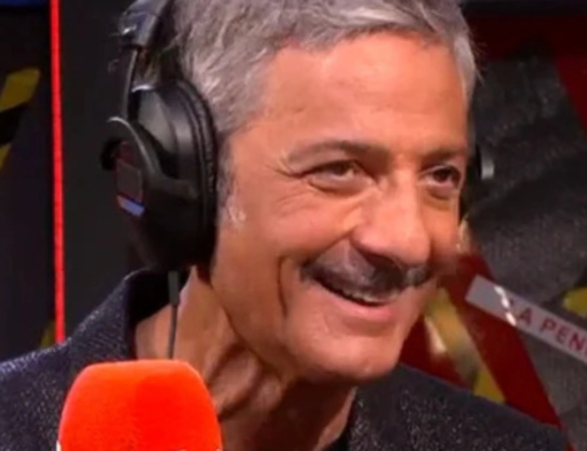 Fiorello punge Jannik Sinner: "Giocare alle 12? A quell'ora i numeri 1..."