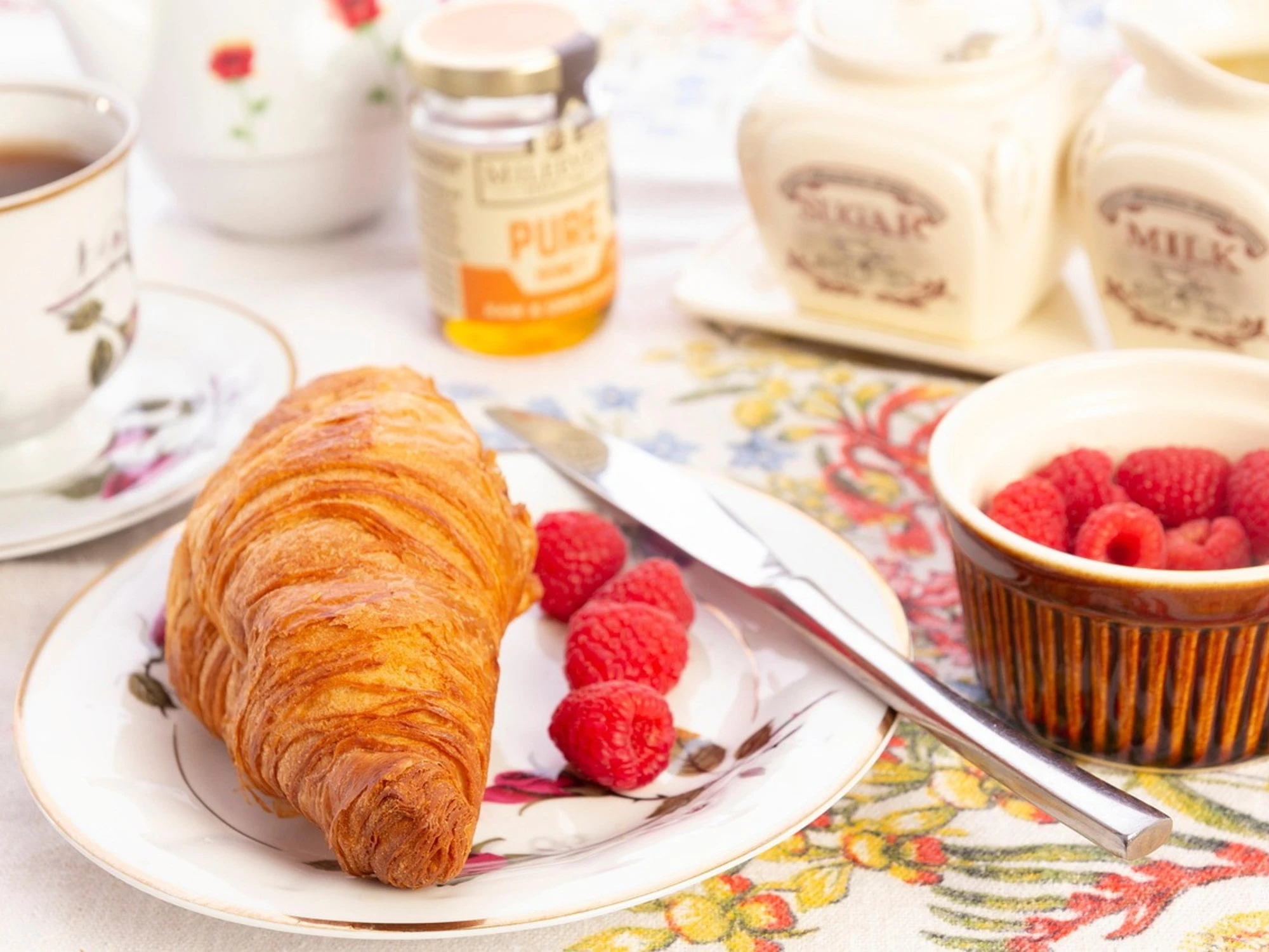 Tutta la felicità della contraddizione per colazione