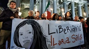 Ilaria Salis, la sinistra fa propaganda e complica il caso