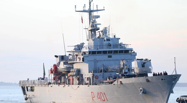 Migranti, cambia tutto, l'annuncio di Piantedosi: "In Italia due strutture come quelle in Albania"