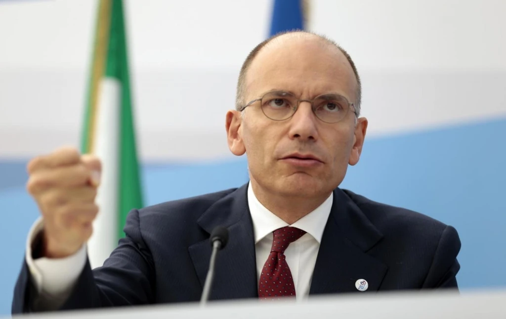 Forum Ambrosetti, Letta: "Serve stabilità ma non sono qui per galleggiare". Polemica con Saccomanni