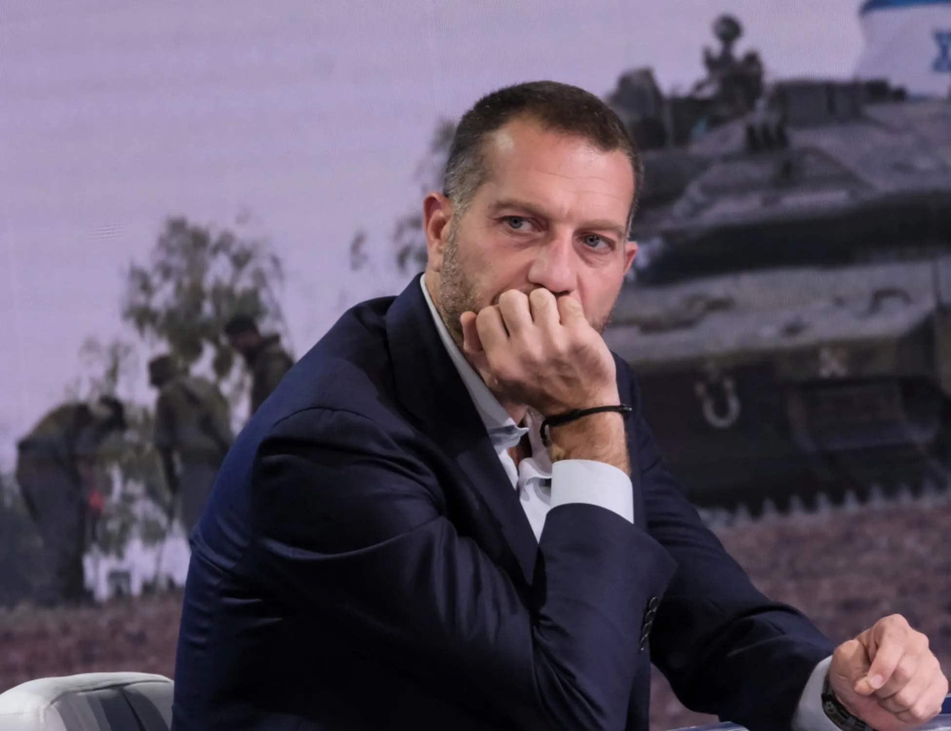 Veleni Report: "Piervincenzi, è conflitto d'interessi"
