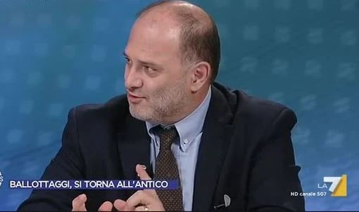 Franco Bechis contro Sergio Mattarella: "Tutta colpa sua, perché si è rovinato da solo"