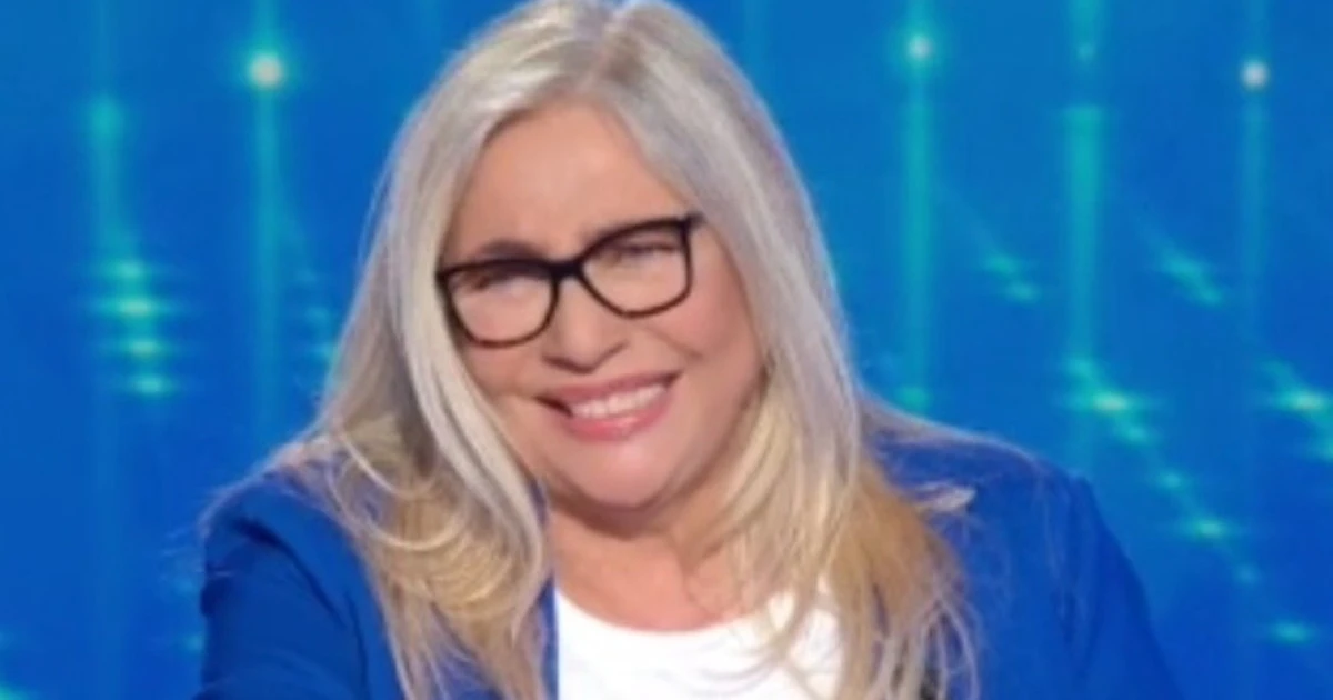 Domenica In, clamorosa Mara Venier: umilia Rocco Casalino a tempo record. Lo presenta con queste parole: tutto da godere